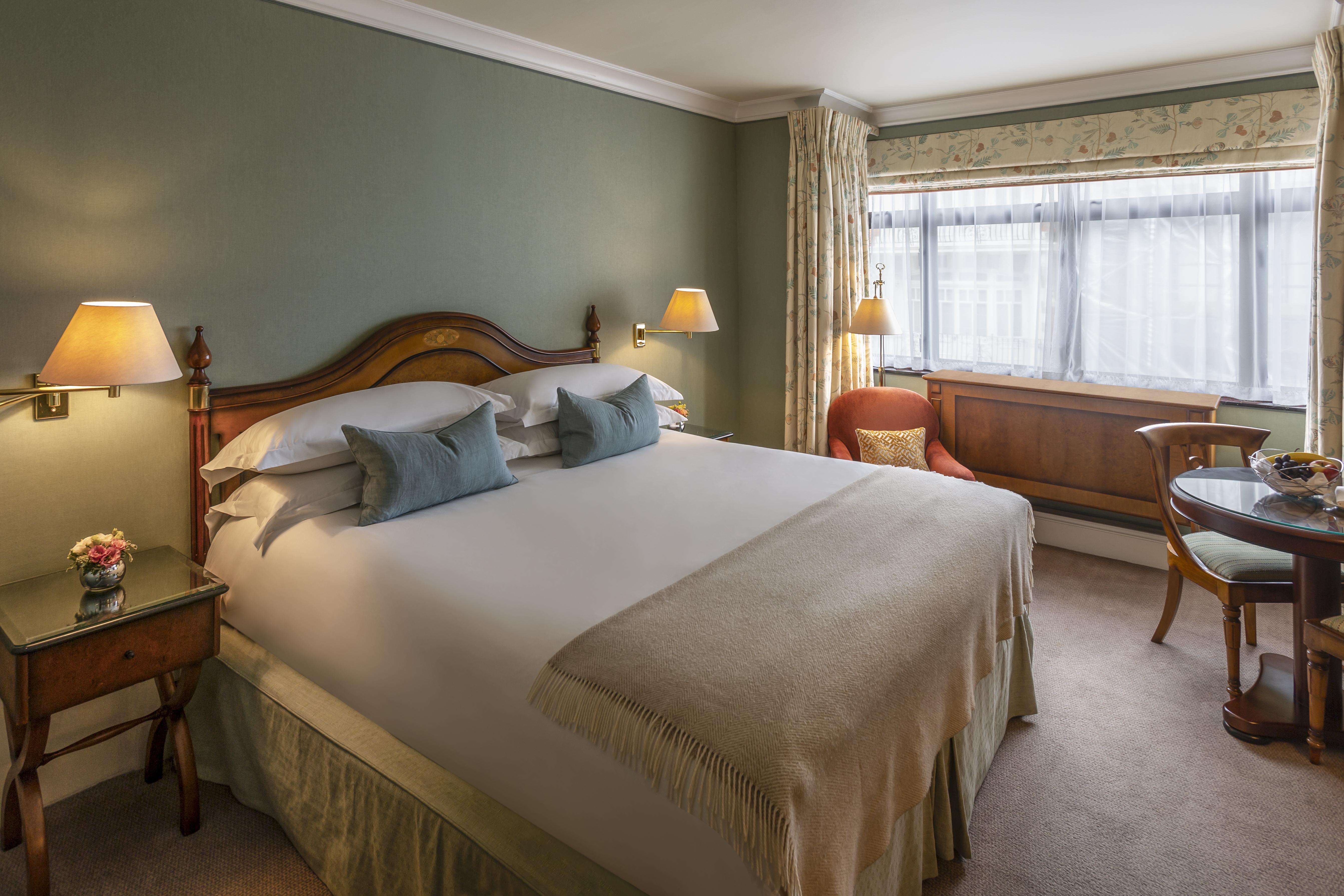 The Capital Hotel, Apartments & Townhouse Londres Exterior foto A bedroom at the hotel