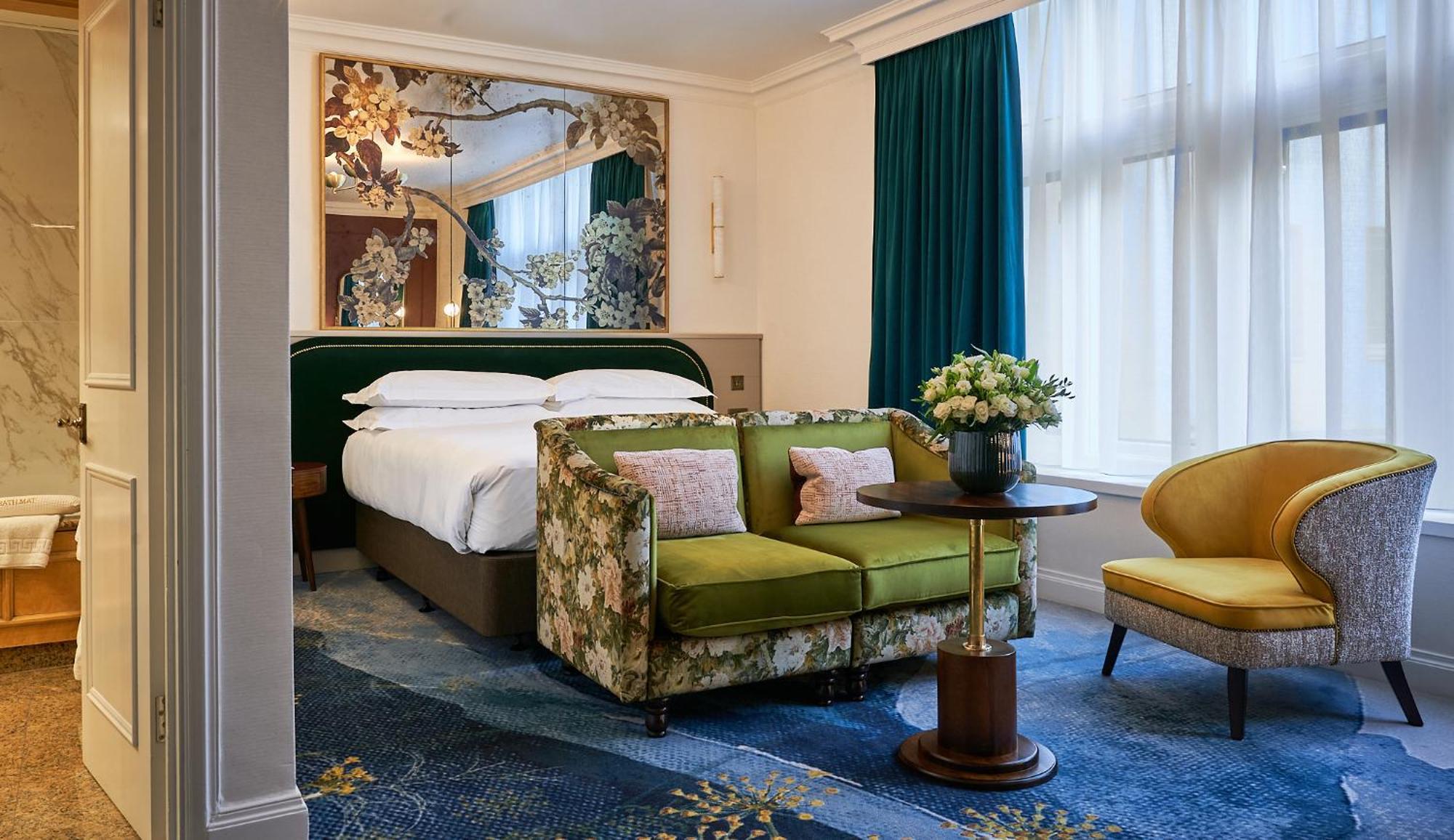 The Capital Hotel, Apartments & Townhouse Londres Exterior foto A suite at The Ivy Collection